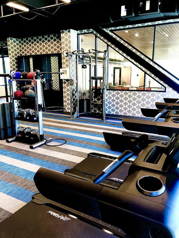 Aloft St. Louis Cortex Экстерьер фото