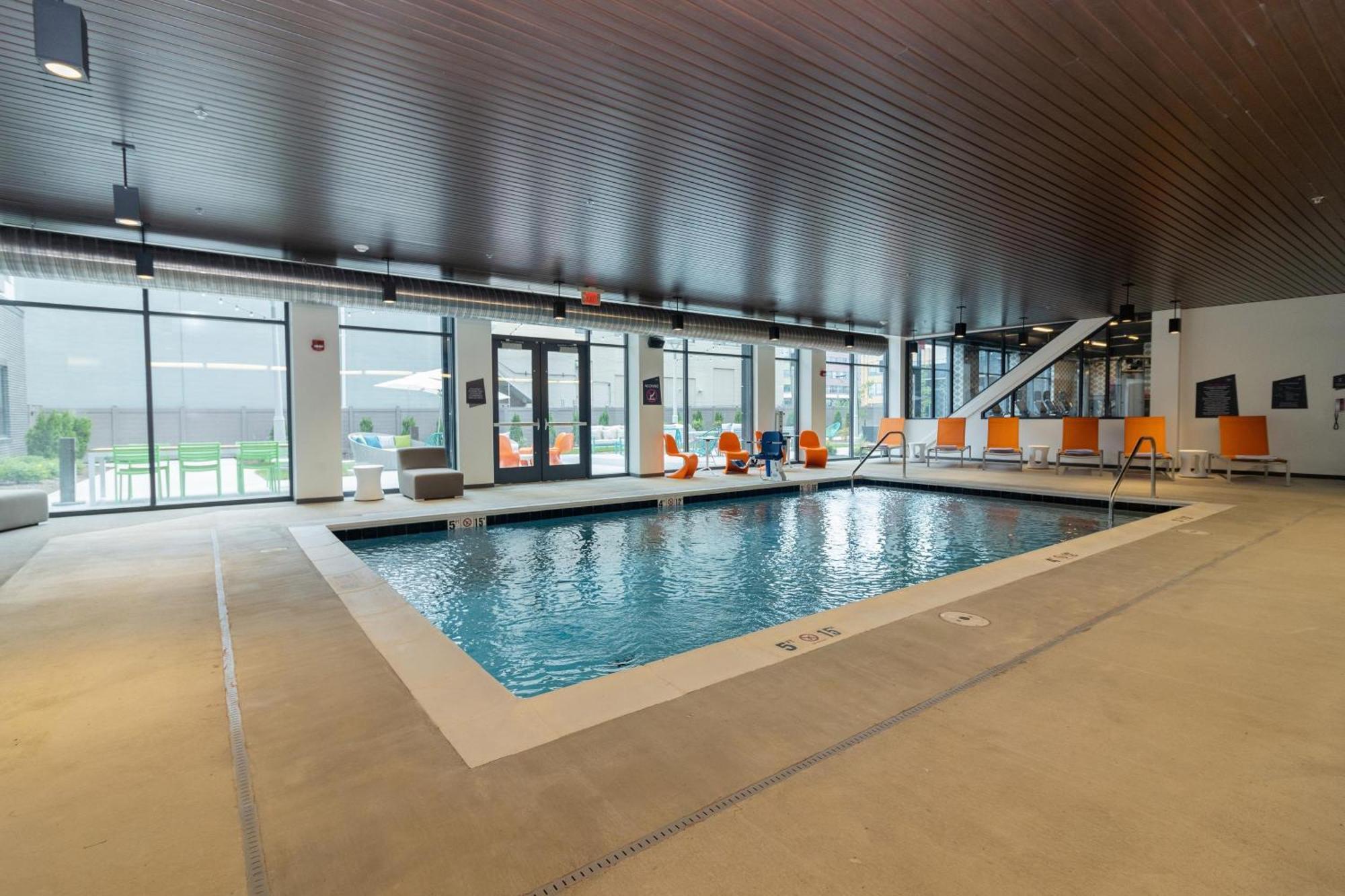 Aloft St. Louis Cortex Экстерьер фото