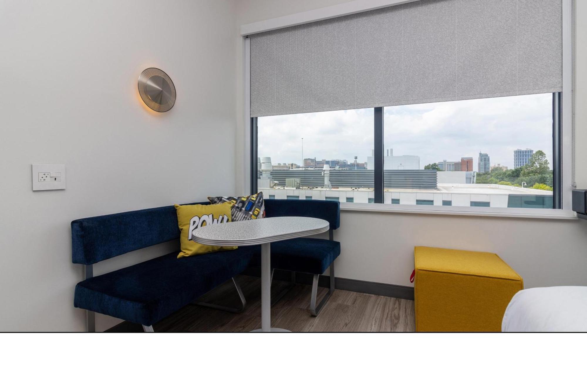 Aloft St. Louis Cortex Экстерьер фото